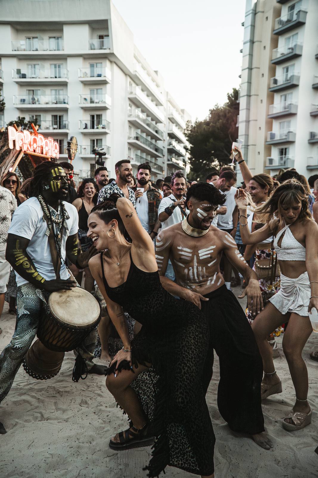 Night Events, Clubs  Stage